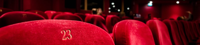 彩神vll官网LIVE频道栏目入口图片，展示健康讲座、运动直播等实时流媒体画面