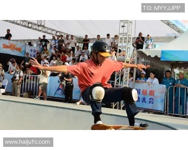 足球明星墙壁画高清展示让你的空间充满运动激情与活力