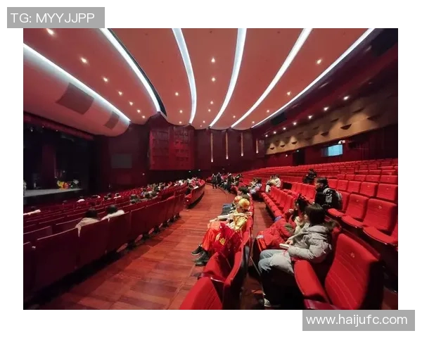 足球明星背后的女人们她们的故事与生活揭秘